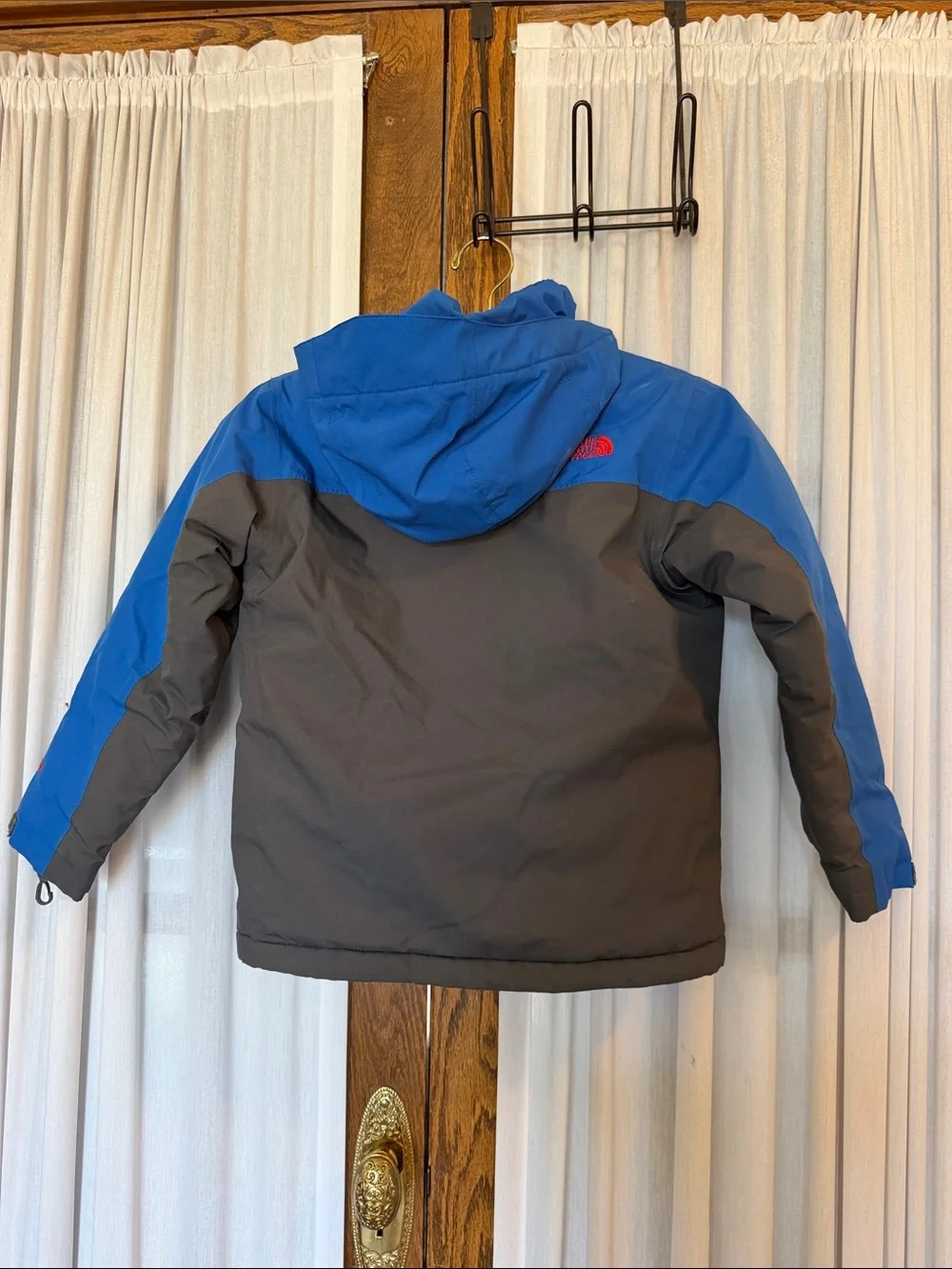 The North Face Blue Gray Hyvent All Weather Winter Jacket